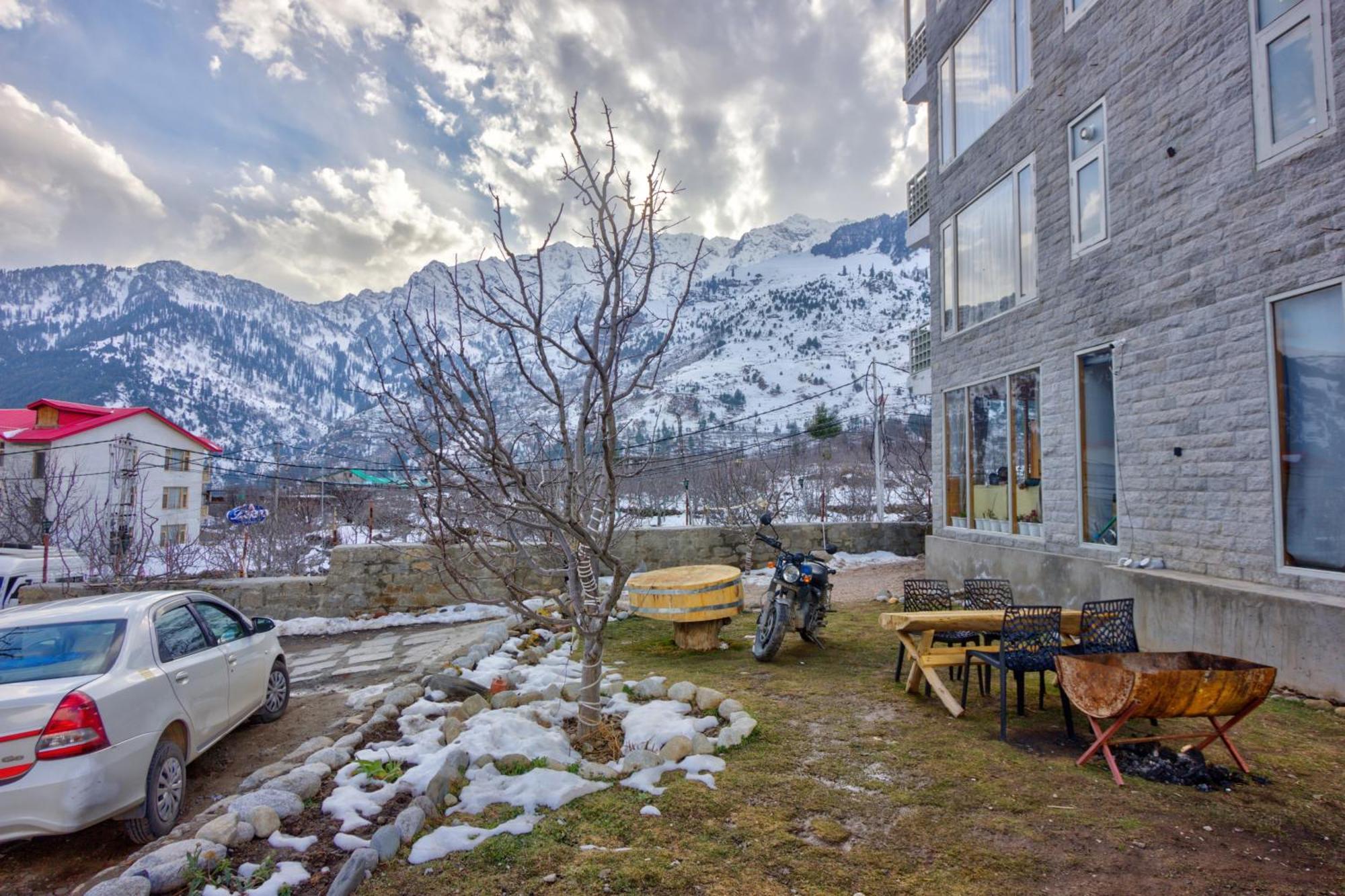 La Aero Resort Home In Snow Mountains Manāli Exteriör bild
