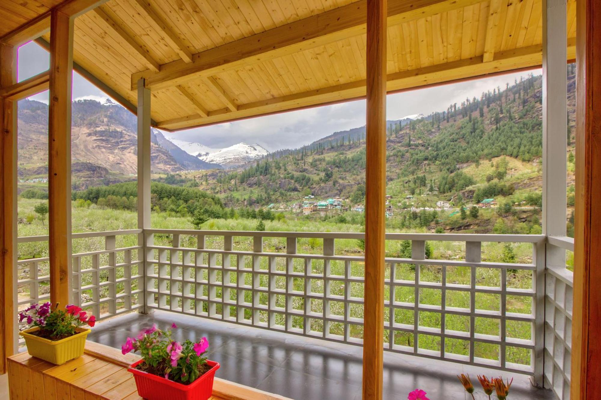 La Aero Resort Home In Snow Mountains Manāli Exteriör bild